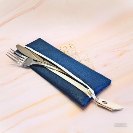 Univerzalna tekstilna torbica z vodoodporno notranjostjo-modra